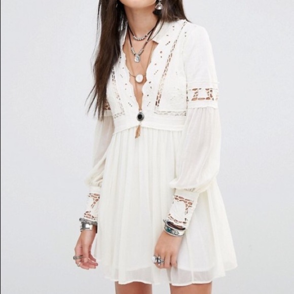 Free People Dresses & Skirts - Free People In Dreamland Mini Dress in Ivory